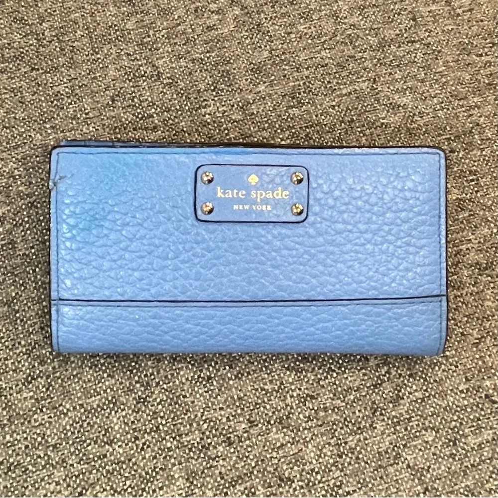 Kate Spade Stacy Bay Street Bifold Leather Wallet color Alice blue